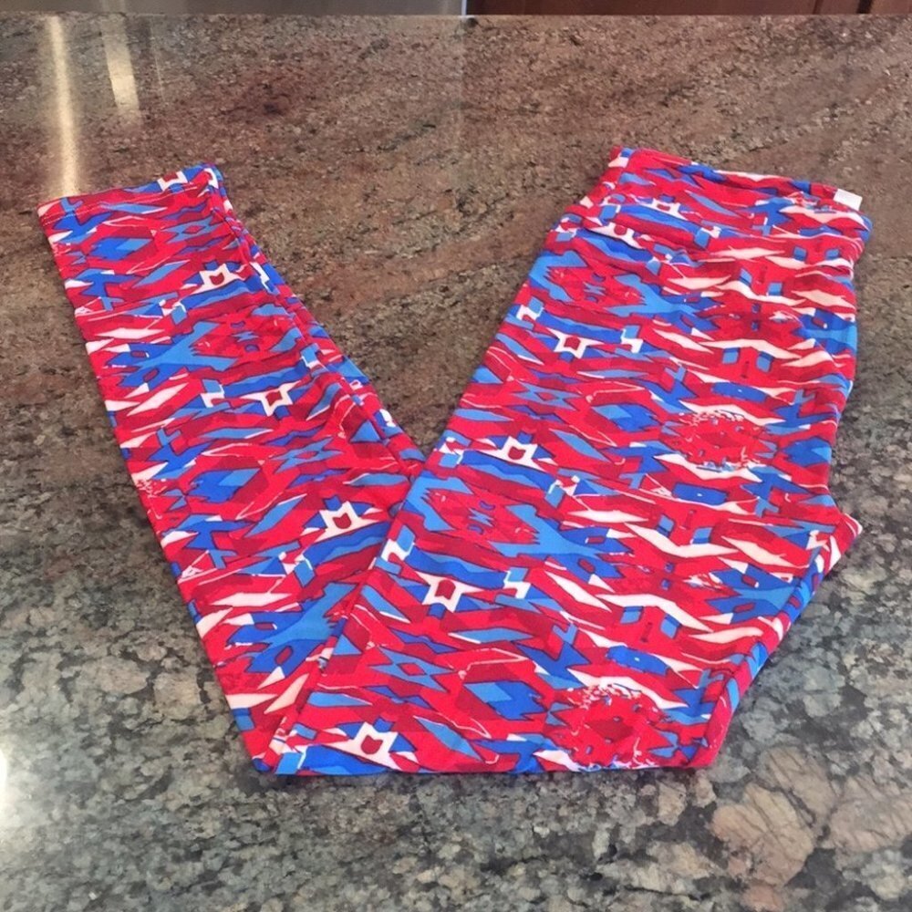 OS NWOT LuLaRoe Leggings C01 1590